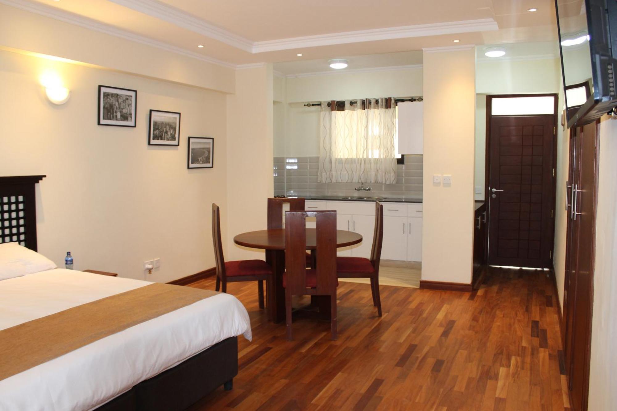 Cranes Suites Κιτάλε Εξωτερικό φωτογραφία